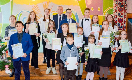 Премію імені Василя Дашенка тепер присуджуватимуть і дітям, і дорослим