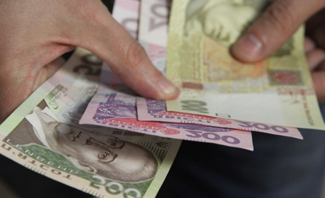 Псевдо-працівниця банку ошукала жительку Ворожби