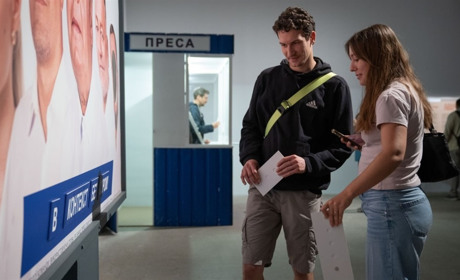 У «Мистецькому арсеналі» в Києві відкрилася виставка «Херсон. Степ тримає»