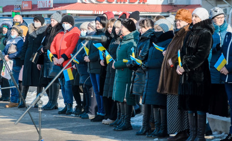 В Україні вперше відзначили День єднання: як це було у Сватовому і що це за свято