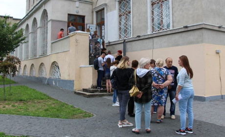 Третина людей не повідомляють про переїзд: чому соцзахист Дрогобицької громади обдзвонює ВПО