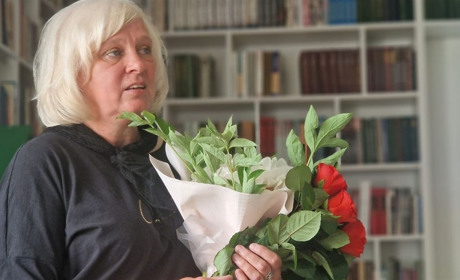 «Я пишу, щоб говорити з сином»: у Старокостянтинові відбулася щемлива зустріч із Іриною Царук