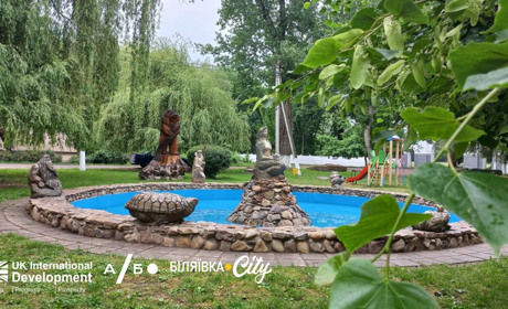 Від Остапа Бендера до Поляни казок: яскраві арт-скарби Біляївки, які варто побачити мандрівникам