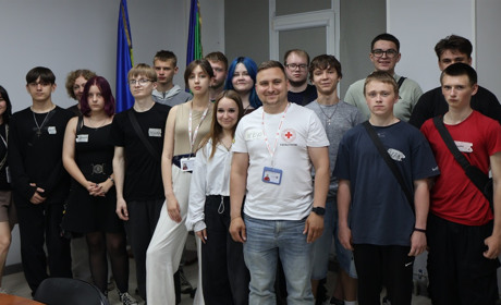 Мототрек, підробіток та зона з Wi-Fi: чого бракує молоді у Південноукраїнську