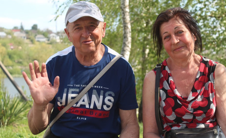 «Дорогою дивилася, як палає моє рідне місто». Історія сусідів по дачі з Сєвєродонецька