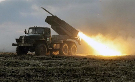 На Херсонщині окупанти з «Градів» обстріляли колону мирних людей