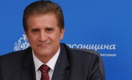 Служба безпеки України повідомляє про підозру у держзраді ексочільнику Херсонської ОДА