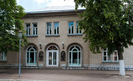 Учні мистецької та художньої шкіл у Переяславі повертаються до занять