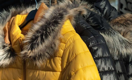 Догляд за пуховиком: як випрати куртку, аби пух не збився