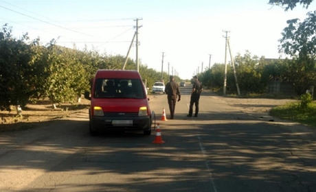 В Константиновке автомобиль сбил девочку, полиция ищет свидетелей