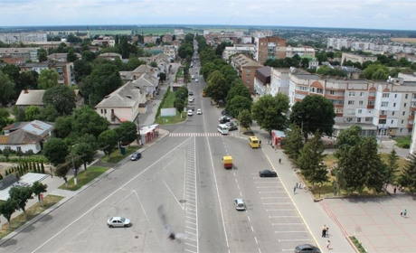 Не капітальний ремонт, але хоча б ямковий: які дороги у Фастові «залатають» у цьому році