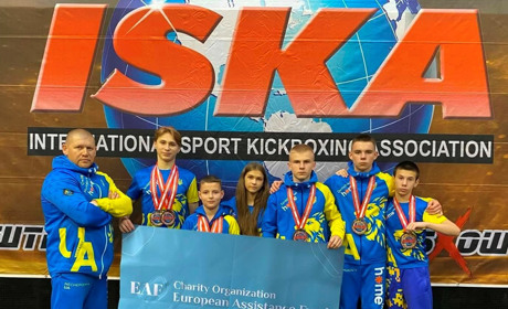 16 медалей і Кубок за видовищний бій здобули спортсмени СК «Прайд» зі Жмеринки