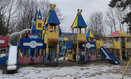 "Казкове королівство" у дитячому парку: закрити, розділити чи відремонтувати?