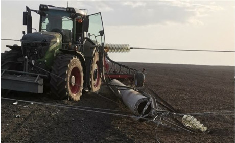 На Білопільщині тракторист збив опору ЛЕП: без світла залишилось багато населених пунктів