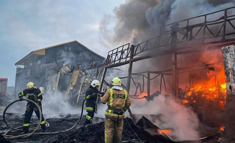 На Фастівщині сильна пожежа: горить Центр ліквідації відходів