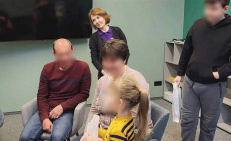 "Росіяни стріляли біля голови": з Голої Пристані вивезли родину з дітьми