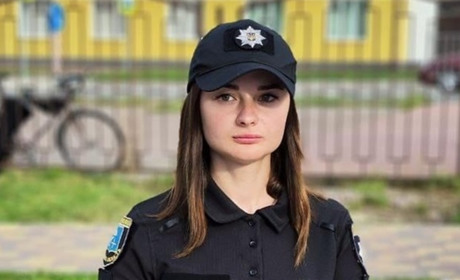 «Бути на видноті». Інспекторка з комунікації Інна Роскошна стала обличчям поліції Шосткинщини