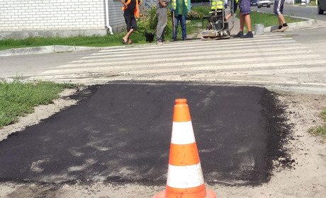 По вул. Воронізькій стало легше пересуватись маломобільним групам населення