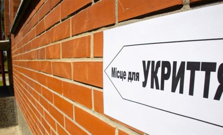 Що робити, якщо під час повітряної тривоги укриття на території Звягельської громади зачинене?