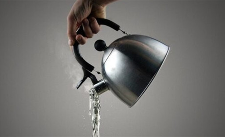 Триває ремонт мереж опалення та гарячого водопостачання. Де не буде гарячої води з 17 червня?