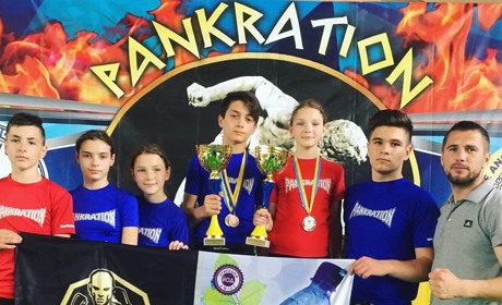 Вихованці Кіцманської спортшколи отримали медалі на Чемпіонаті України з панкратіону