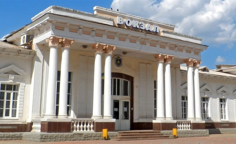 Было/стало: Никопольский железнодорожный вокзал 