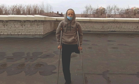 «Сьогодні він пішов. На жаль, на одній ніжці». Максим Ворошилов продовжує боротьбу із раком