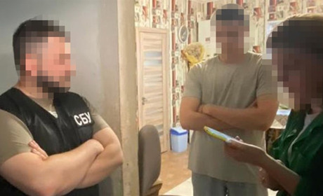 Студенти-кіберзлочинці з Житомирщини "чистили" банківські картки українських захисників