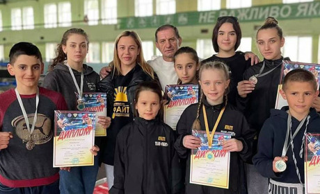 Кікбоксери Донеччини з чемпіонату повернулись з перемогою
