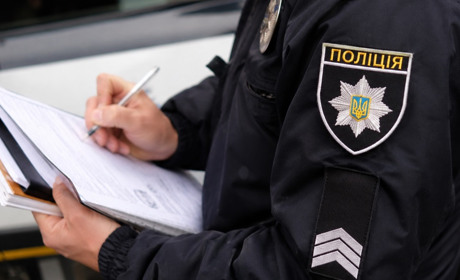 Хотів купити авто для фронту: шахрай видурив у військового з Хмельниччини майже 156 тисяч гривень