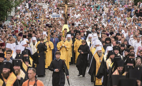 Отець Володимир Савійський з Приморська взяв участь у Всеукраїнській хресній ході