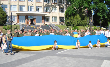 Час обрав нас. У Городку виступав військовий оркестр із Кам’янця-Подільського