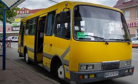 На Провідну неділю, 12 травня, автобуси у Жмеринці курсуватимуть до кладовища