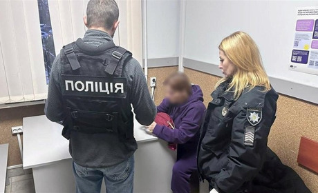 Взято під варту іноземку, яка перебуває у міжнародному розшуку за торгівлю людьми