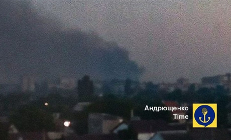 Детонація та сильна пожежа: приліт по окупантах у Малокаховці