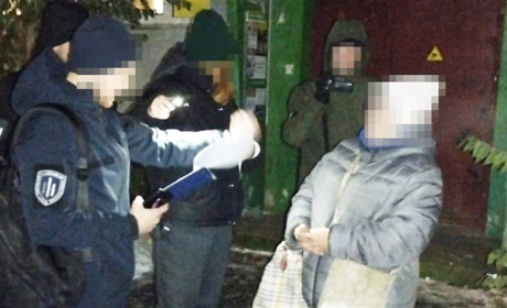 На Житомирщині ДБР затримало адвокатку, яка обіцяла "домовитися" з правоохоронцями за 30 000 доларів