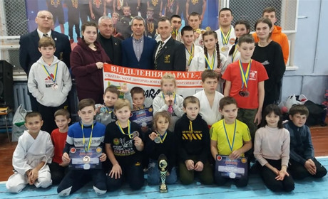 Сватівські каратисти привезли 24 медалі з турніру «Kyiv sento cup skif-2021»: подробиці