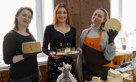 Олена Товста із Гадяча взяла участь у фестивалі крафтовиків