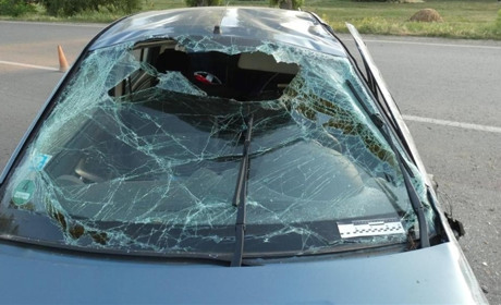 У Сватівському районі зіткнулися вантажівка і легковик: подробиці