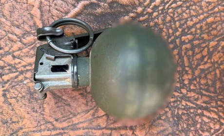 Ходив по вулиці з гранатою: на Фастівщині затримали чоловіка