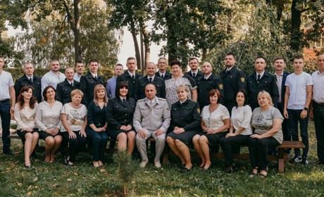 Садять ліс, допомагають військовим і цивільним. Як працює Уманський лісгосп сьогодні