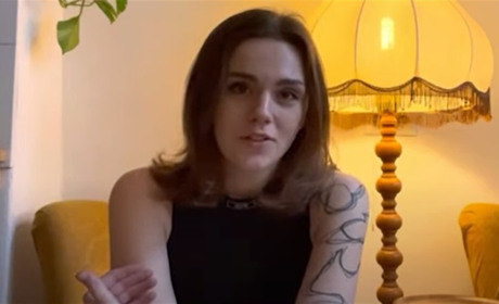 "Пишу листи в Нову Каховку": історія дівчини, що виїхала до Німеччини і має почуття провини