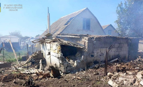 За вихідні на Миколаївщині рашисти пошкодили 99 цивільних об’єктів, з них 53 - житловий фонд