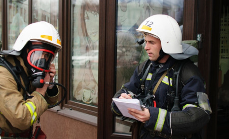 У Конотопі рятувальники перевіряють пожежну безпеку у закладах та установах