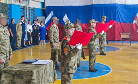 Окупанти відкривають кадетські класи Слідчого комітету РФ в школах Херсонщини