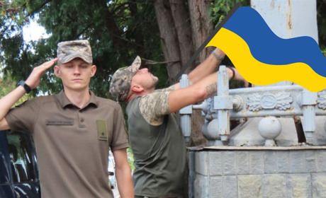 У Золотоноші Державний прапор піднімали військові