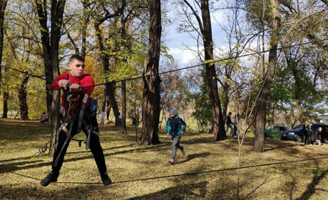 23 жовтня парк Дружби народів тимчасово перетворився на мотузковий: фотозвіт зі змагань