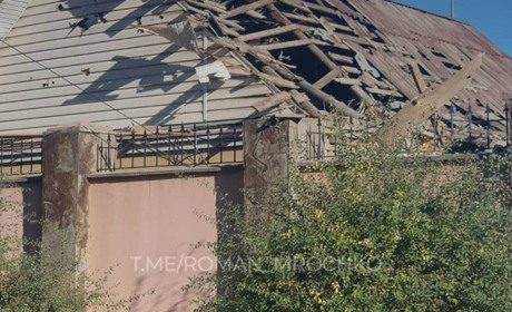 У Херсоні втретє за добу пролунали вибухи: пошкоджені лінії електропередач, є руйнування будинків