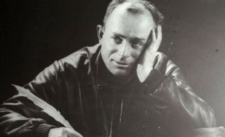 «Співати — це обов’язково, як дихати». Хто такий Остап Вишня та як він пов’язаний з Херсонщиною