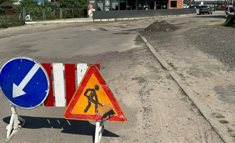 Недобросовісного підрядчика-дорожника Володимирецька селрада змусила усунути брак